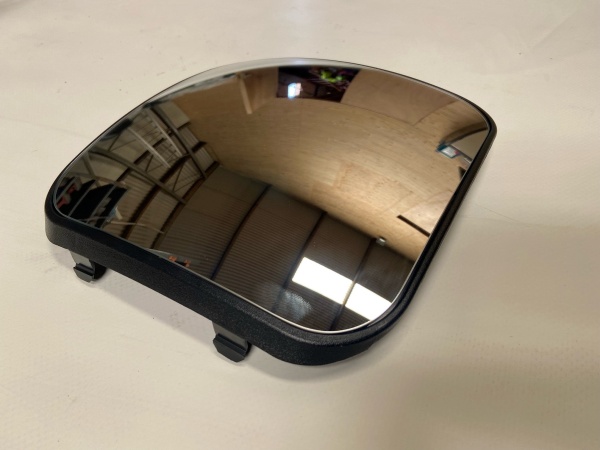 8MIRRORMAINCLIPD