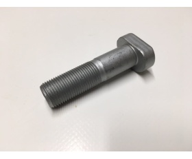 MAN L2000 WHEEL STUD REAR