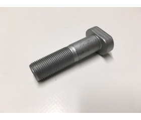 MAN L2000 WHEEL STUD REAR